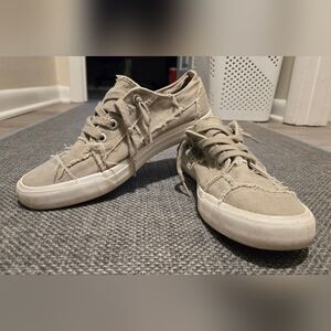 Blowfish Malibu Canvas Sneakers 9.5